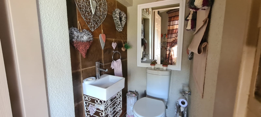 3 Bedroom Property for Sale in Cashan North West